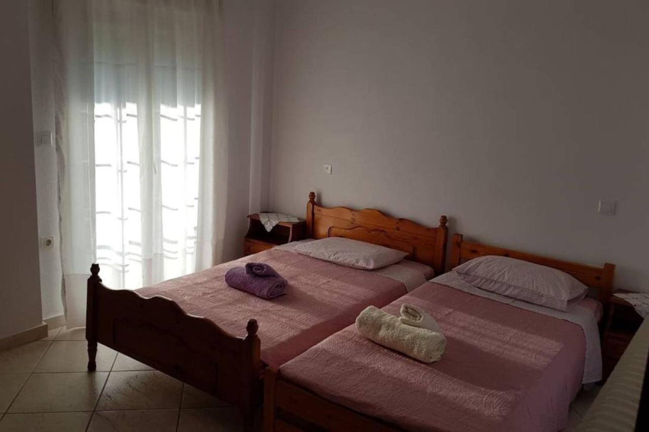 Koulas House In Diava 卡兰巴卡 外观 照片